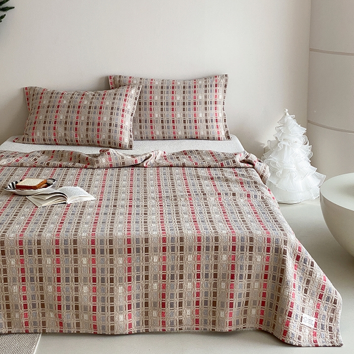 91家纺网 家纺一手货源 找家纺 麻依 2026新款安心棉床盖三件全棉四层纱布床单系列 方格-彩色