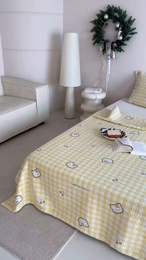 91家纺网 家纺一手货源 找家纺 麻依 2026新款安心棉床盖三件全棉四层纱布床单系列 卡通小猫-亮黄