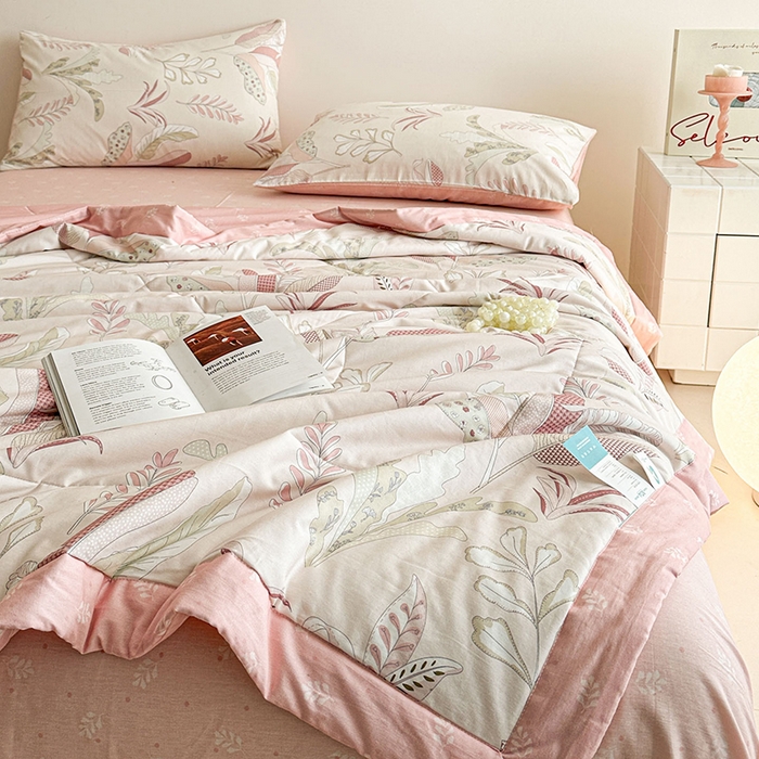 91家纺网 家纺一手货源 找家纺 宝士康家纺 2026新款10A抗菌全棉夏被四件套（床笠款）多巴胺粉
