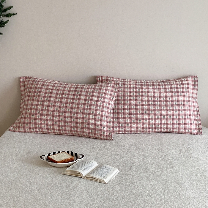 91家纺网 家纺一手货源 找家纺 麻依 2026新款安心棉床盖三件全棉四层纱布床单系列 小花-粉色