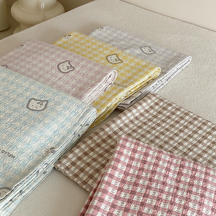 91家纺网 家纺一手货源 找家纺 麻依 2026新款安心棉床盖三件全棉四层纱布床单系列 组合图仅展示