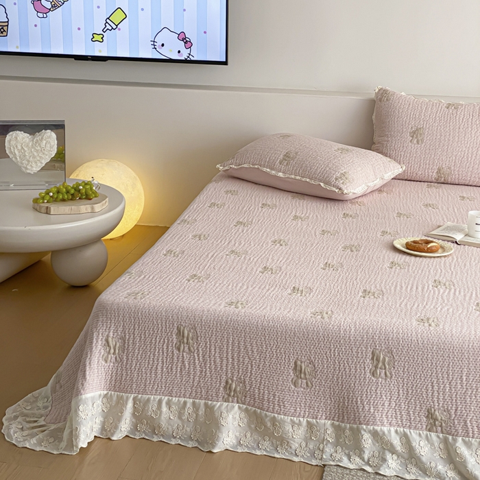 91家纺网 家纺一手货源 找家纺 麻依 2026新款韩国花边床盖三件套系列 粉皮猫