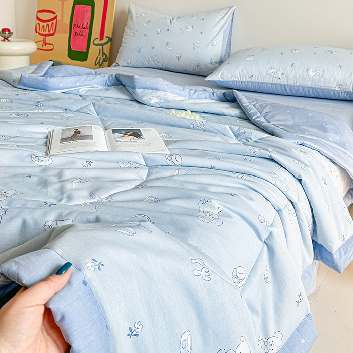 91家纺网 家纺一手货源 找家纺 宝士康家纺 2026新款10A抗菌全棉夏被四件套（床笠款）布偶小熊
