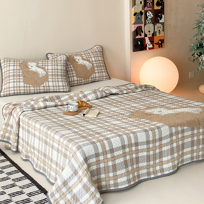 91家纺网 家纺一手货源 找家纺 麻依 2026新款软萌纱布床盖三件套系列 懒床小狗