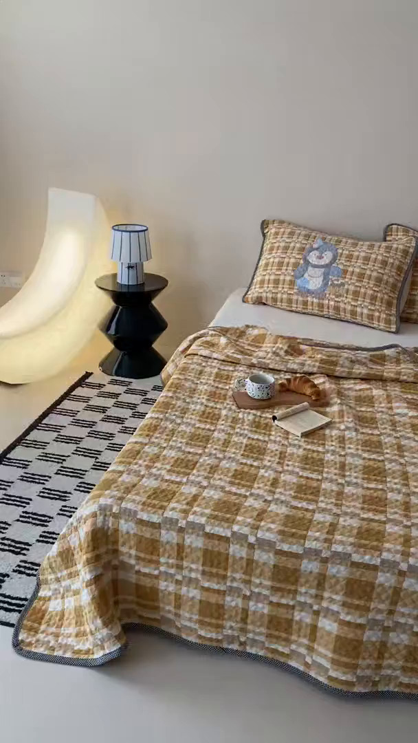 91家纺网 家纺一手货源 找家纺 麻依 2026新款软萌纱布床盖三件套系列 胖胖企鹅