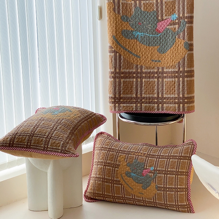 91家纺网 家纺一手货源 找家纺 麻依 2026新款软萌纱布床盖三件套系列 香蕉小猫