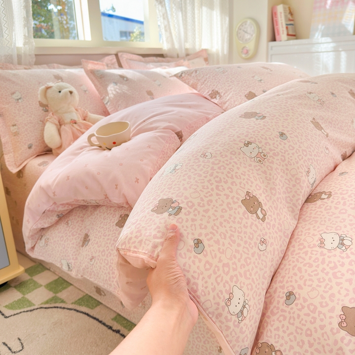 91家纺网 家纺一手货源 找家纺 拾物记 2026新款第二批A类新疆全棉12868单品被套系列（提供买家秀和A类质检报告） 豹纹KT粉