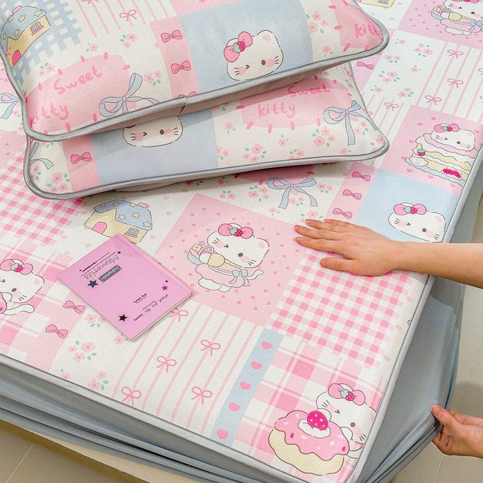 91家纺网 家纺一手货源 找家纺 丝羽坊 2026新款小版印花碳光冰丝凉席床笠款 星梦喵屋