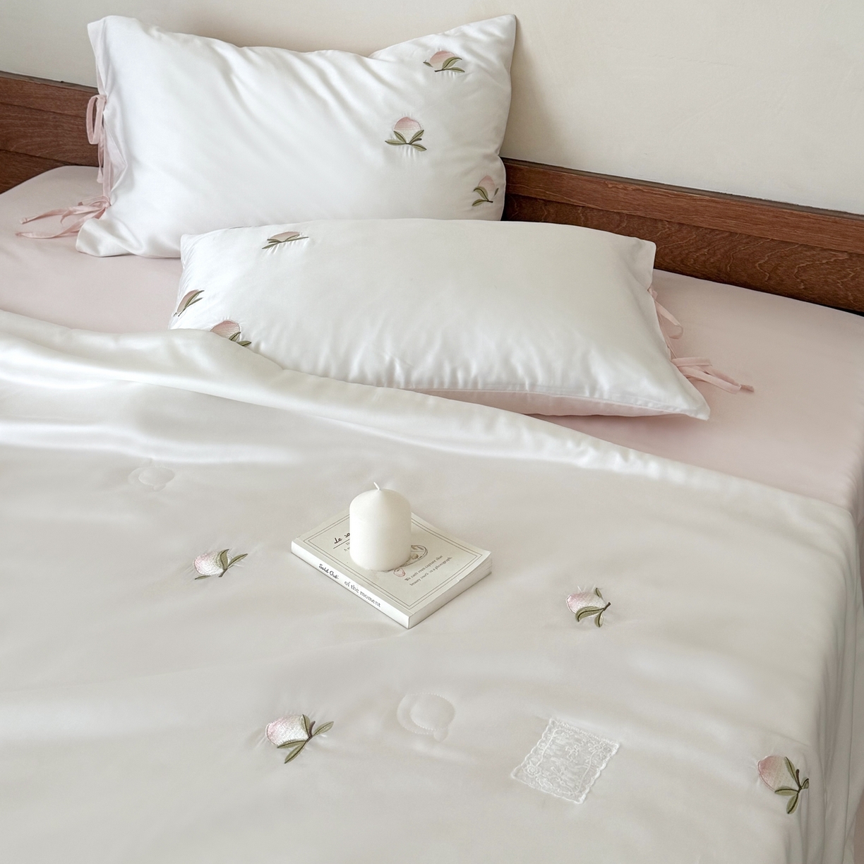 91家纺网 家纺一手货源 找家纺 鹿班家居 2026新款60S兰精天丝刺绣夏被夏凉被空调被-粉色桃桃（标准会员-20元） 粉色桃桃-粉色