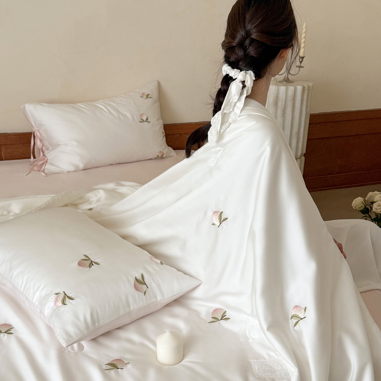 91家纺网 家纺一手货源 找家纺 鹿班家居 2026新款60S兰精天丝刺绣夏被夏凉被空调被-粉色桃桃（标准会员-20元） 粉色桃桃-粉色