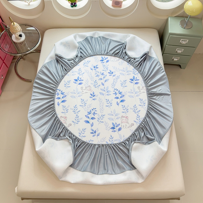 91家纺网 家纺一手货源 找家纺 丝羽坊 2026新款小版印花碳光冰丝凉席床笠款 云漫花絮