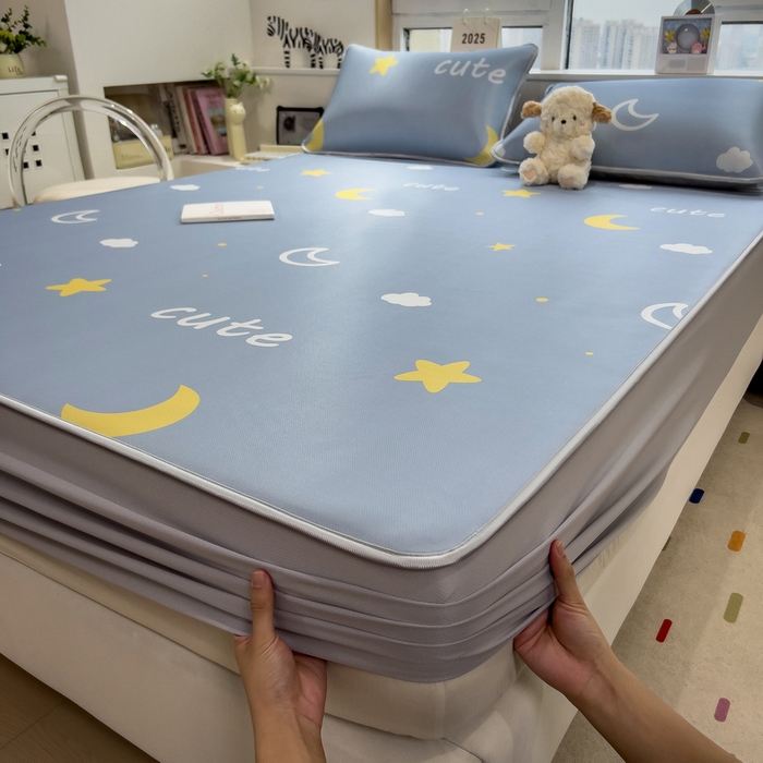 91家纺网 家纺一手货源 找家纺 丝羽坊 2026新款小版印花碳光冰丝凉席床笠款 星光灿烂