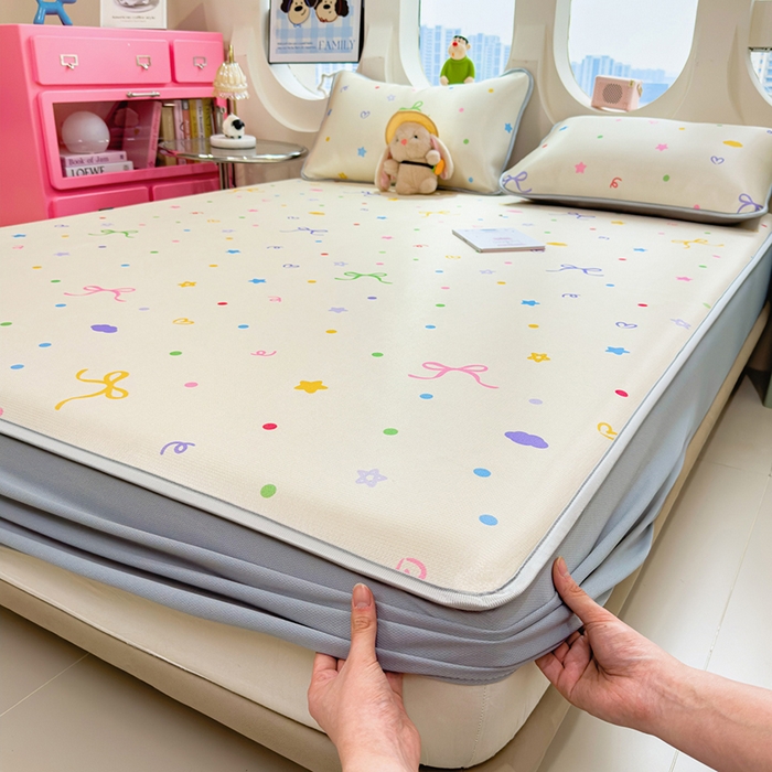 91家纺网 家纺一手货源 找家纺 丝羽坊 2026新款小版印花碳光冰丝凉席床笠款 彩色心愿