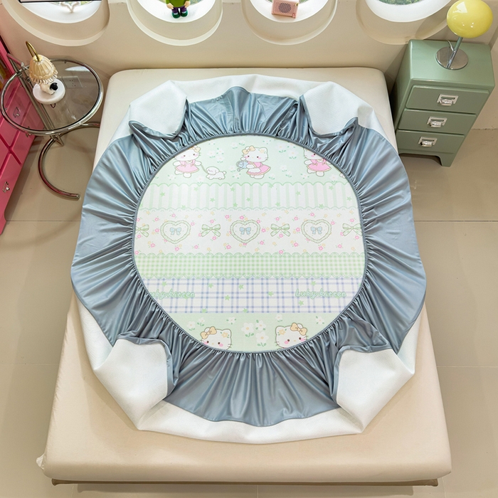 91家纺网 家纺一手货源 找家纺 丝羽坊 2026新款小版印花碳光冰丝凉席床笠款 春日猫记