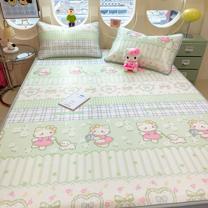 91家纺网 家纺一手货源 找家纺 丝羽坊 2026新款小版印花碳光冰丝凉席床笠款 春日猫记