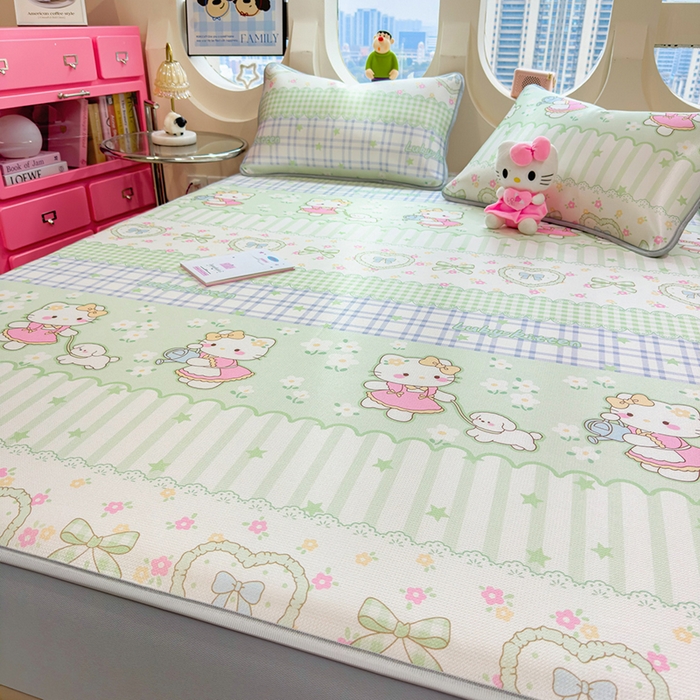 91家纺网 家纺一手货源 找家纺 丝羽坊 2026新款小版印花碳光冰丝凉席床笠款 春日猫记