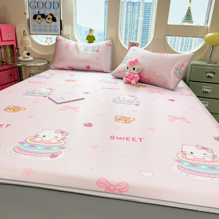 91家纺网 家纺一手货源 找家纺 丝羽坊 2026新款小版印花碳光冰丝凉席床笠款 蛋糕猫