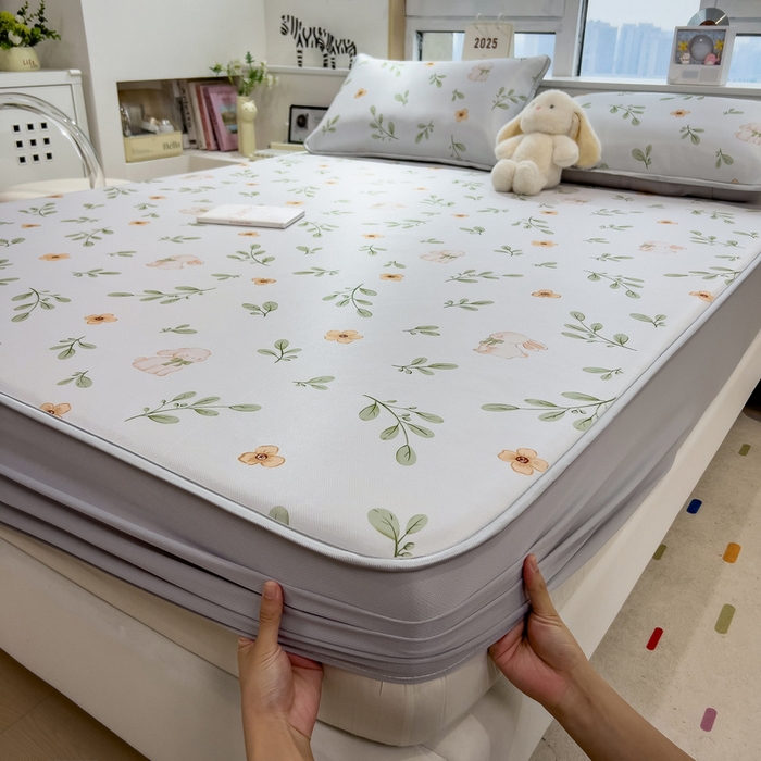 91家纺网 家纺一手货源 找家纺 丝羽坊 2026新款小版印花碳光冰丝凉席床笠款 绿叶