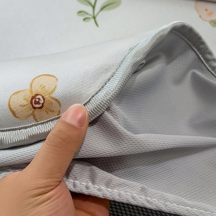 91家纺网 家纺一手货源 找家纺 丝羽坊 2026新款小版印花碳光冰丝凉席床笠款 绿叶