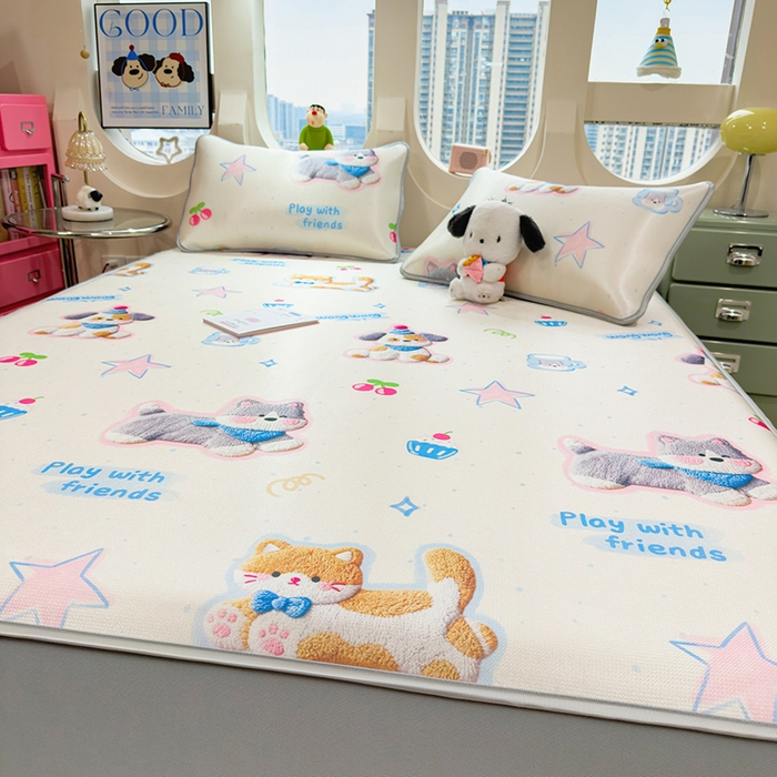 91家纺网 家纺一手货源 找家纺 丝羽坊 2026新款小版印花碳光冰丝凉席床笠款 萌宠甜心