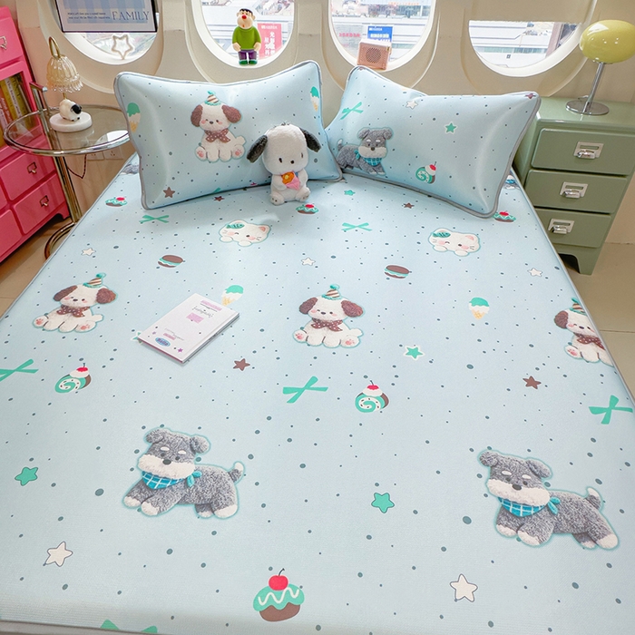 91家纺网 家纺一手货源 找家纺 丝羽坊 2026新款小版印花碳光冰丝凉席床笠款 小犬时光