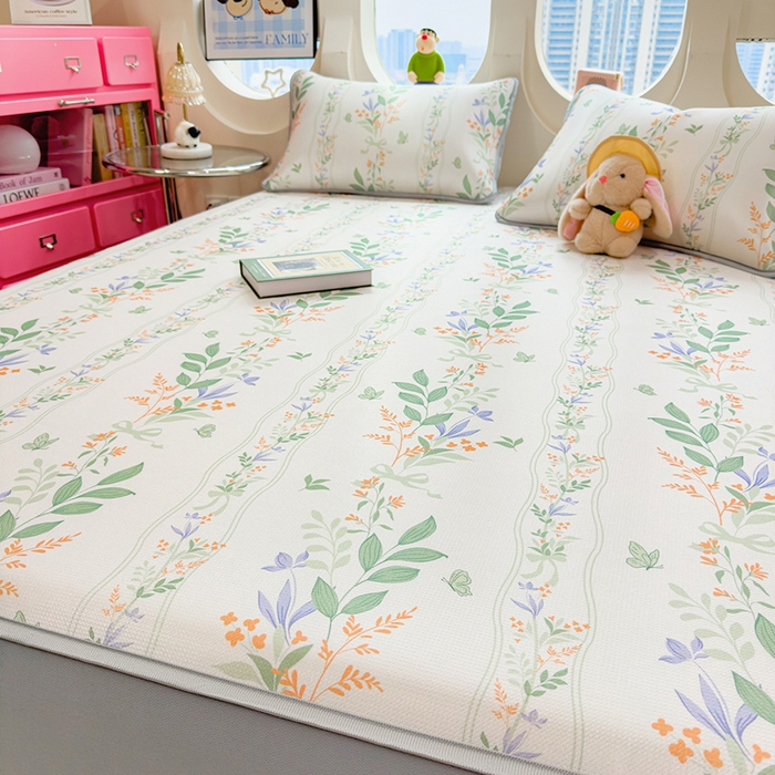 91家纺网 家纺一手货源 找家纺 丝羽坊 2026新款小版印花碳光冰丝凉席床笠款 叶语