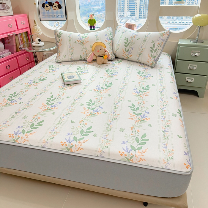 91家纺网 家纺一手货源 找家纺 丝羽坊 2026新款小版印花碳光冰丝凉席床笠款 叶语