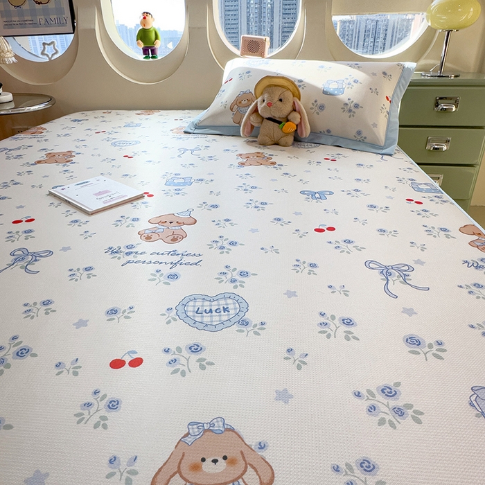 91家纺网 家纺一手货源 找家纺 （总）丝羽坊 2026新款小版印花碳光冰丝凉席平铺款