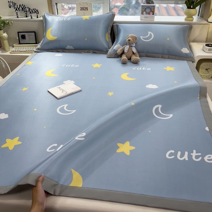 91家纺网 家纺一手货源 找家纺 丝羽坊 2026新款小版印花碳光冰丝凉席平铺款 星光灿烂