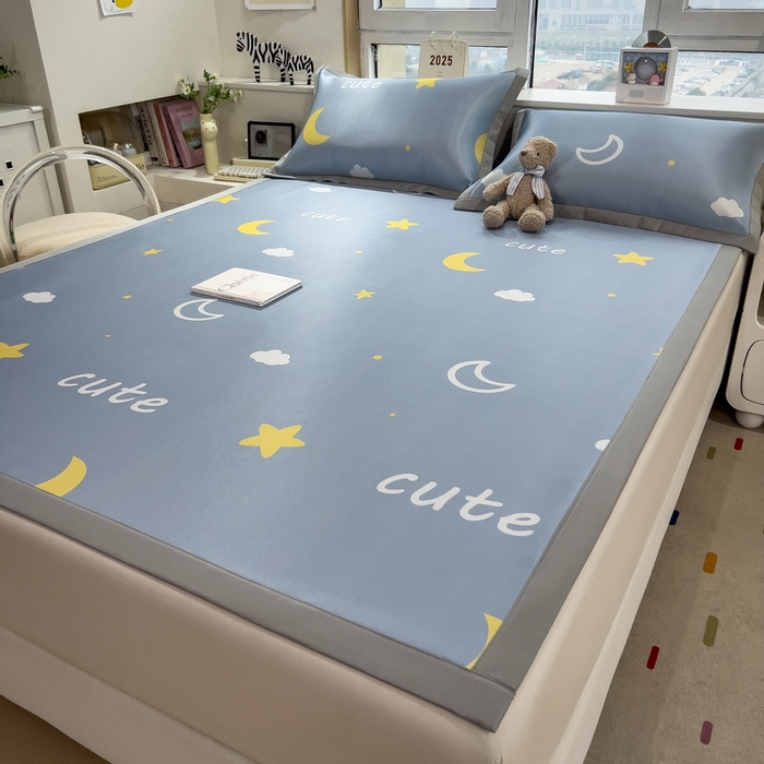 91家纺网 家纺一手货源 找家纺 丝羽坊 2026新款小版印花碳光冰丝凉席平铺款 星光灿烂