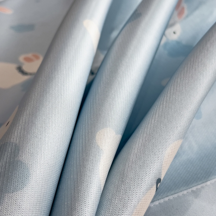 91家纺网 家纺一手货源 找家纺 丝羽坊 2026新款小版印花碳光冰丝凉席平铺款 兔宝