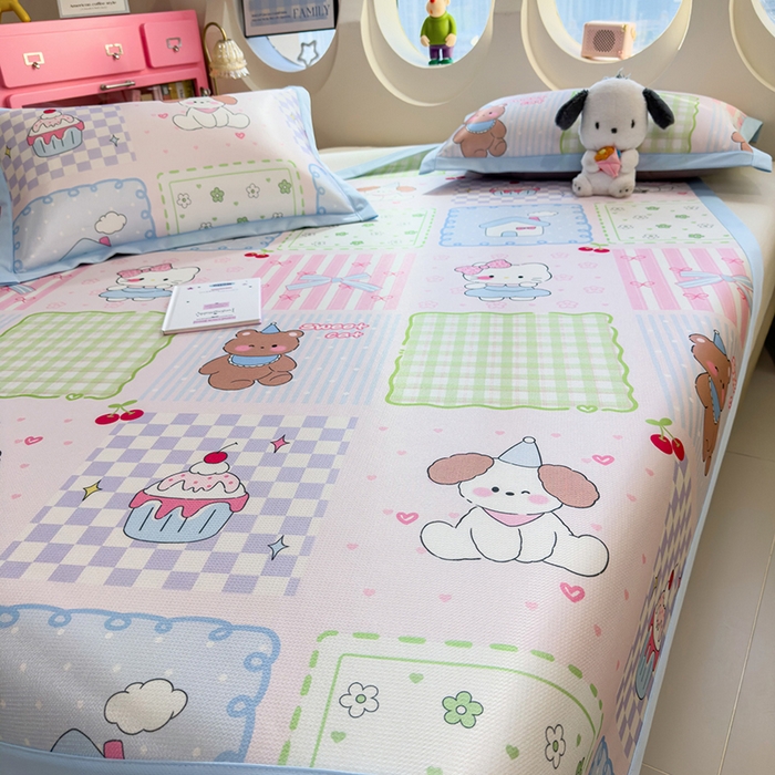 91家纺网 家纺一手货源 找家纺 丝羽坊 2026新款小版印花碳光冰丝凉席平铺款 小甜心