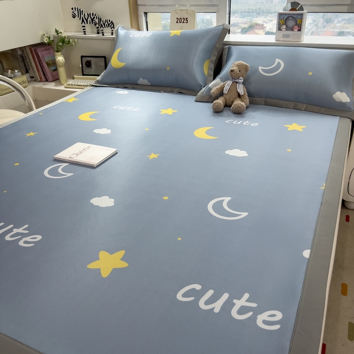 91家纺网 家纺一手货源 找家纺 丝羽坊 2026新款小版印花碳光冰丝凉席平铺款 星光灿烂