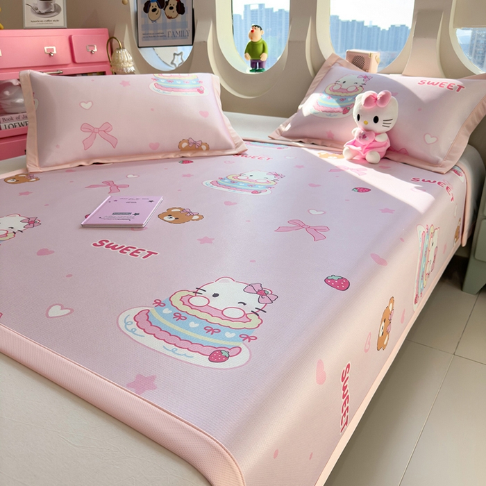 91家纺网 家纺一手货源 找家纺 丝羽坊 2026新款小版印花碳光冰丝凉席平铺款 蛋糕猫