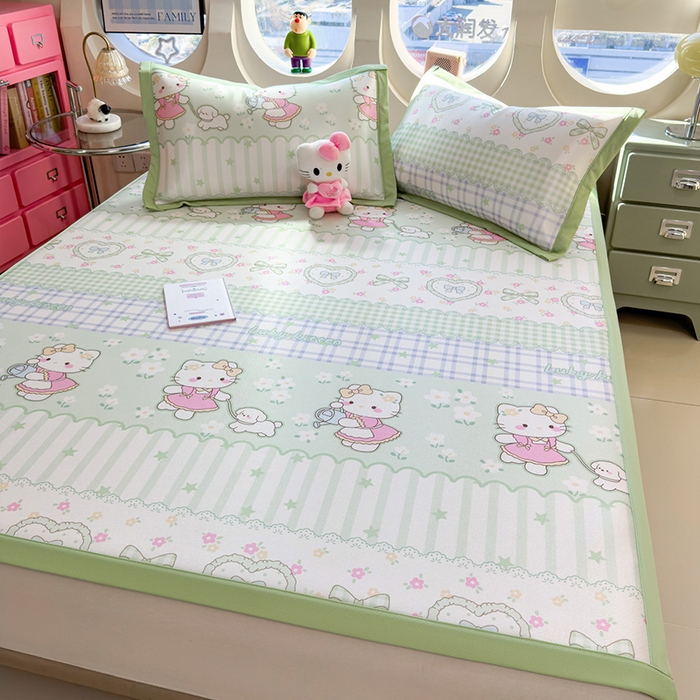 91家纺网 家纺一手货源 找家纺 丝羽坊 2026新款小版印花碳光冰丝凉席平铺款 春日猫记