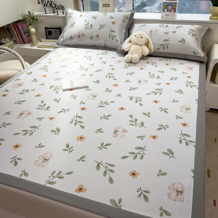 91家纺网 家纺一手货源 找家纺 丝羽坊 2026新款小版印花碳光冰丝凉席平铺款 绿叶