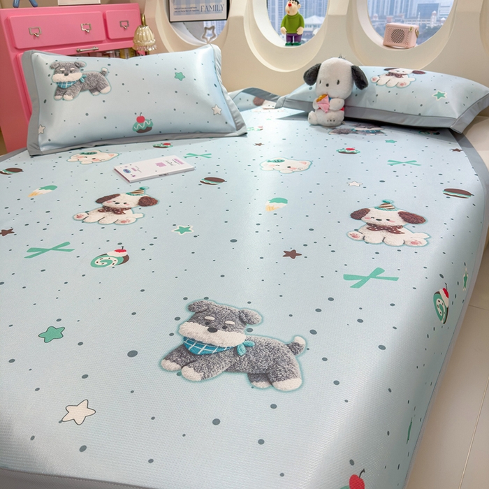 91家纺网 家纺一手货源 找家纺 丝羽坊 2026新款小版印花碳光冰丝凉席平铺款 小犬时光