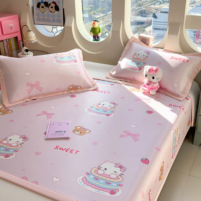 91家纺网 家纺一手货源 找家纺 丝羽坊 2026新款小版印花碳光冰丝凉席平铺款 蛋糕猫