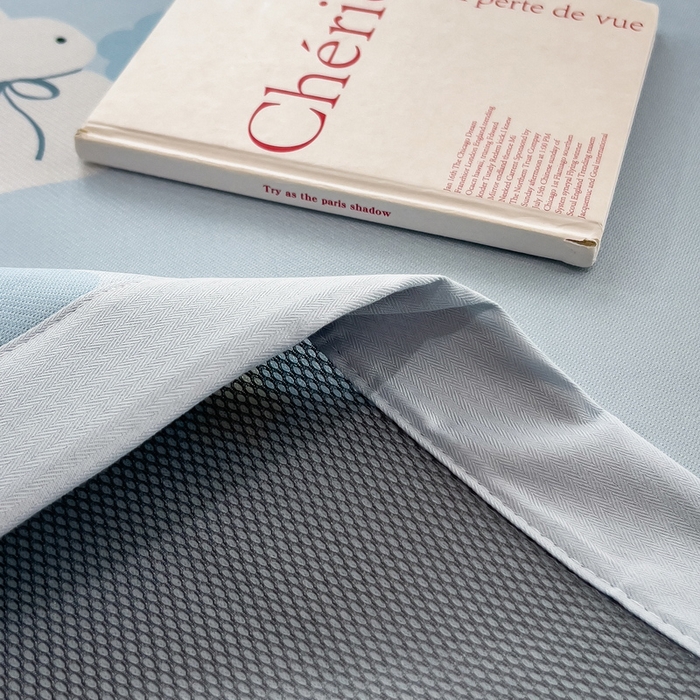 91家纺网 家纺一手货源 找家纺 丝羽坊 2026新款小版印花碳光冰丝凉席平铺款 兔宝