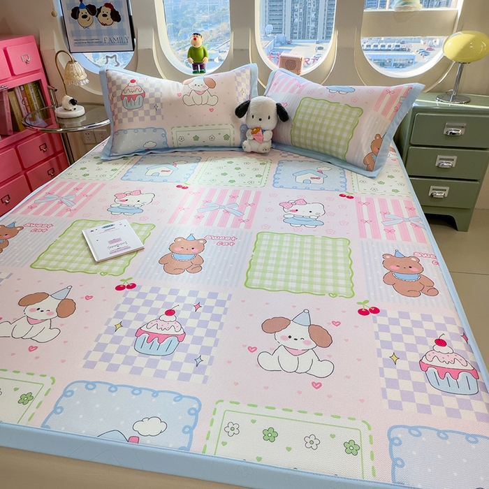 91家纺网 家纺一手货源 找家纺 丝羽坊 2026新款小版印花碳光冰丝凉席平铺款 小甜心