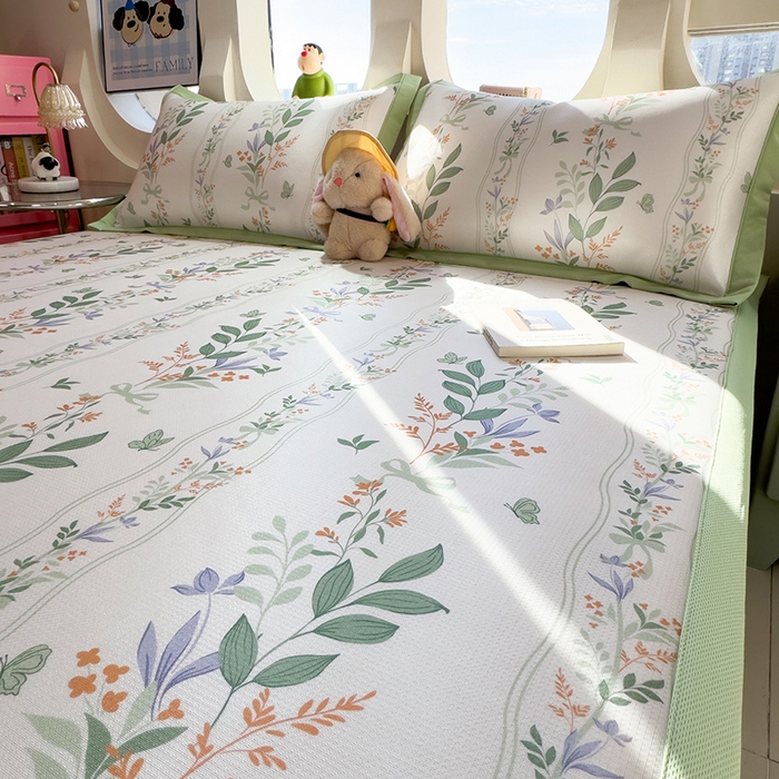 91家纺网 家纺一手货源 找家纺 丝羽坊 2026新款小版印花碳光冰丝凉席平铺款 叶语