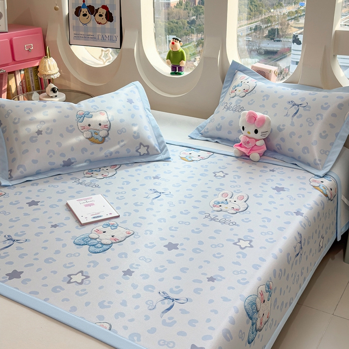 91家纺网 家纺一手货源 找家纺 丝羽坊 2026新款小版印花碳光冰丝凉席平铺款 兔猫集