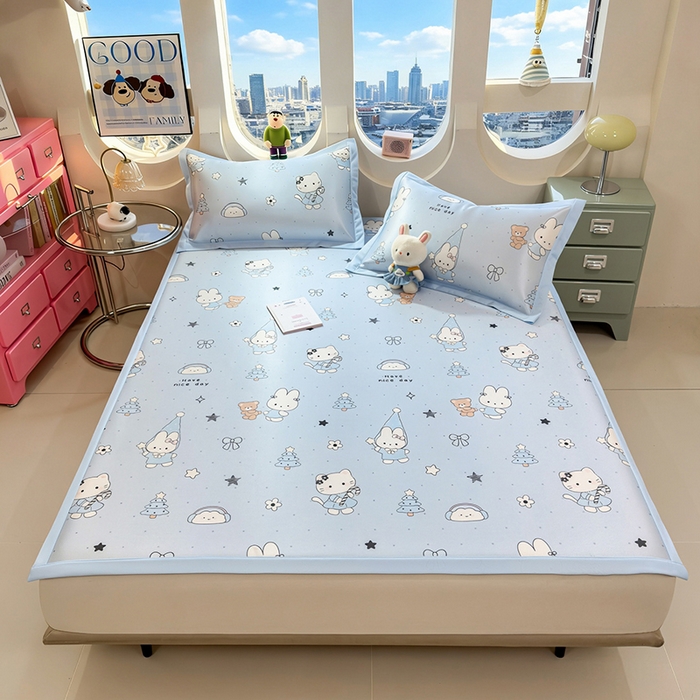 91家纺网 家纺一手货源 找家纺 丝羽坊 2026新款小版印花碳光冰丝凉席平铺款 梦幻童话