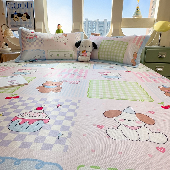 91家纺网 家纺一手货源 找家纺 丝羽坊 2026新款小版印花碳光冰丝凉席平铺款 小甜心