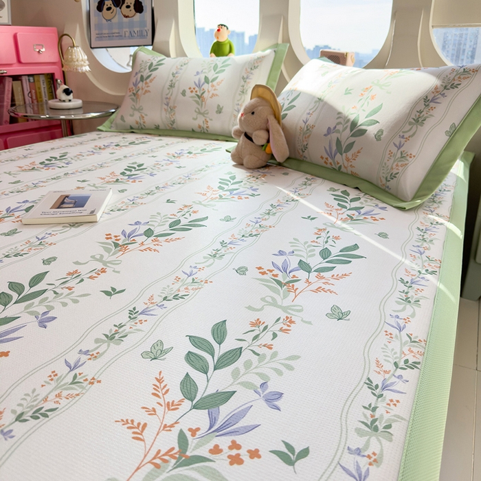 91家纺网 家纺一手货源 找家纺 丝羽坊 2026新款小版印花碳光冰丝凉席平铺款 叶语