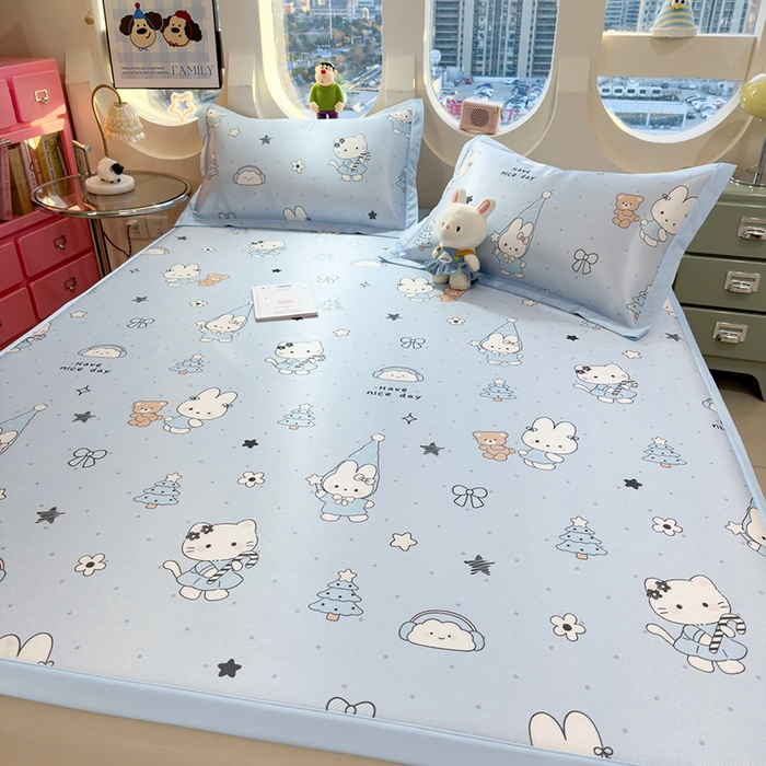 91家纺网 家纺一手货源 找家纺 丝羽坊 2026新款小版印花碳光冰丝凉席平铺款 梦幻童话