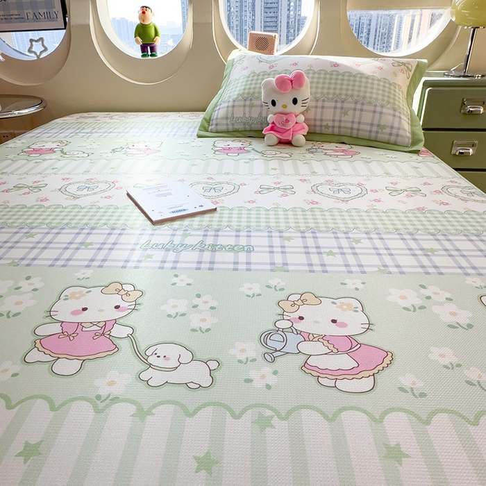 91家纺网 家纺一手货源 找家纺 丝羽坊 2026新款小版印花碳光冰丝凉席平铺款 春日猫记