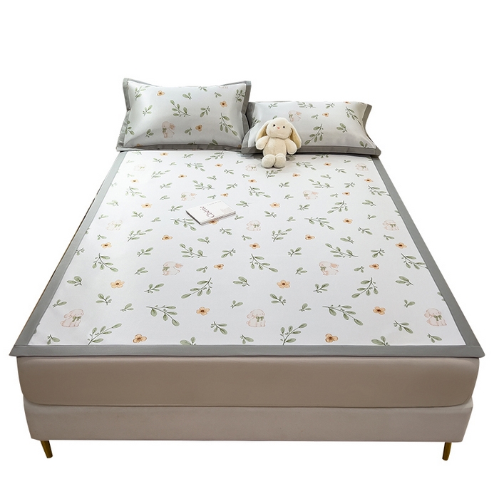 91家纺网 家纺一手货源 找家纺 丝羽坊 2026新款小版印花碳光冰丝凉席平铺款 绿叶