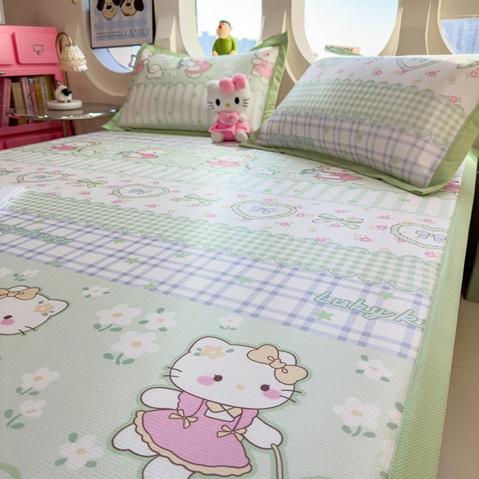 91家纺网 家纺一手货源 找家纺 丝羽坊 2026新款小版印花碳光冰丝凉席平铺款 春日猫记