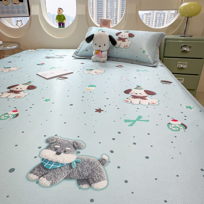 91家纺网 家纺一手货源 找家纺 丝羽坊 2026新款小版印花碳光冰丝凉席平铺款 小犬时光